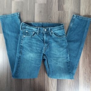 Levi's | Women's 513 distressed Jeans